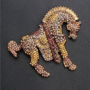 Elegant Horse Brooch with Multicolor Crystals
